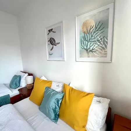 Agapella Apartamemty- Agapella 250m From The Affittacamere 3*