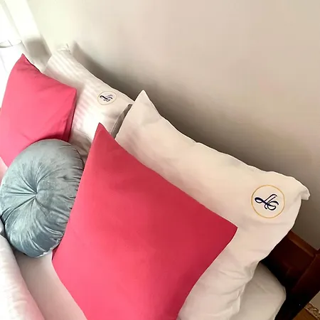 Agapella Apartamemty- Agapella 250m From The 소포트