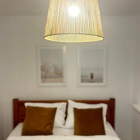 Agapella 250m From The - Agapella Apartamemty בית הארחה 3*
