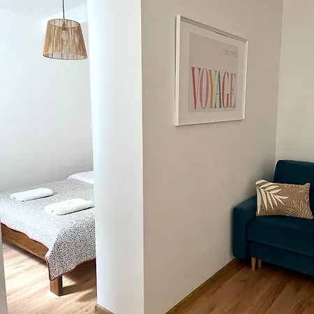 Agapella Apartamemty- Agapella 250m From The 게스트하우스 3*